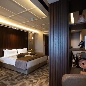 Otel Tonight Port